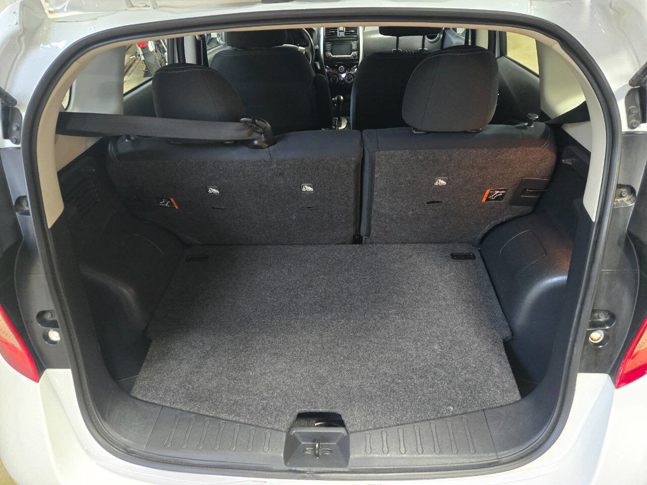 Used 2016 Nissan Versa Note SV image 19