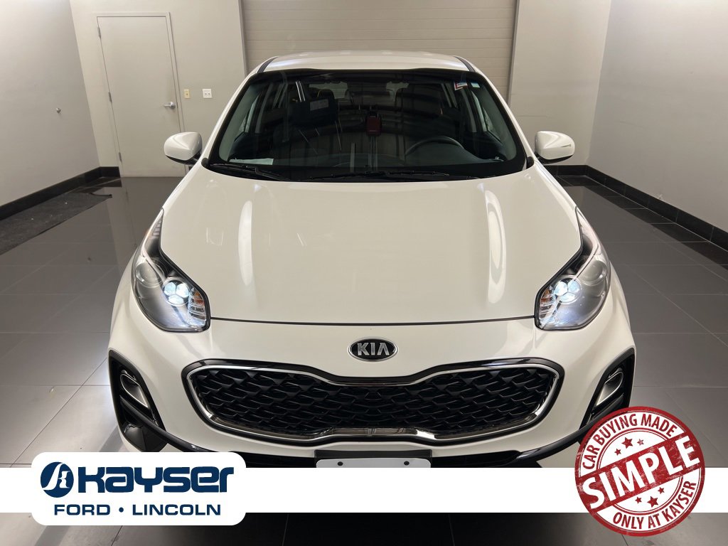 Used 2021 Kia Sportage LX image 2
