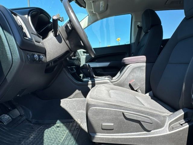 Used 2021 Chevrolet Colorado LT w/ LT Convenience Package AWD/4WD image 30