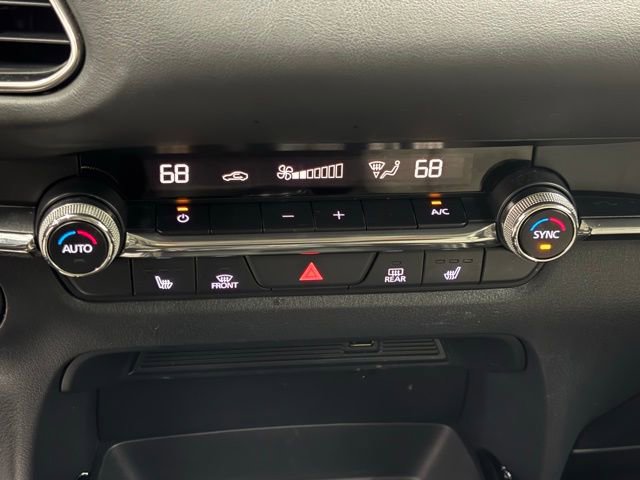 Used 2020 MAZDA CX-30 Premium image 26