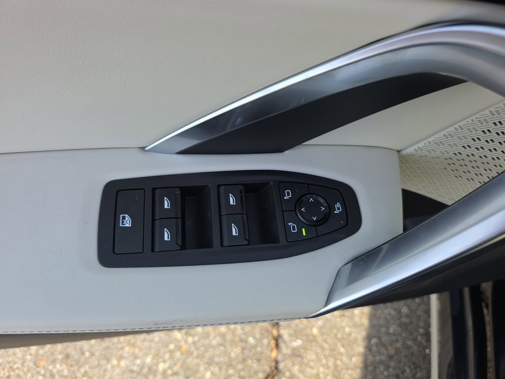 Used 2026 BMW X1 xDrive28i image 21