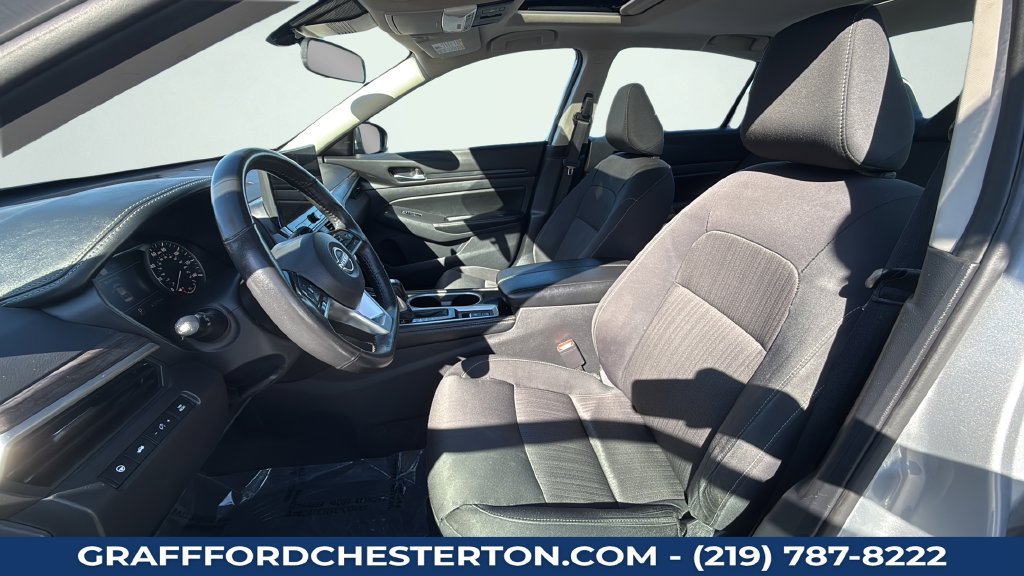 Used 2024 Nissan Altima 2.5 SV w/ SV Premium Package FWD image 23