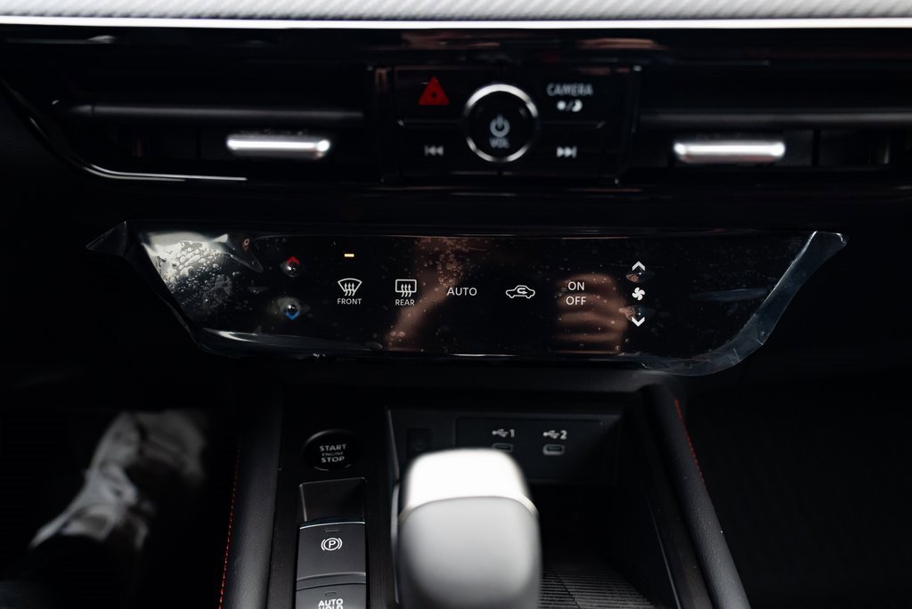 New 2026 Nissan Kicks SR image 16