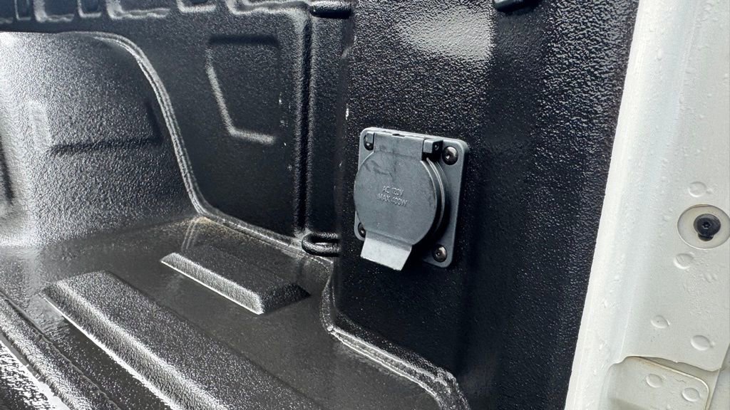 Used 2024 Chevrolet Silverado 1500 ZR2 w/ Technology Package image 22