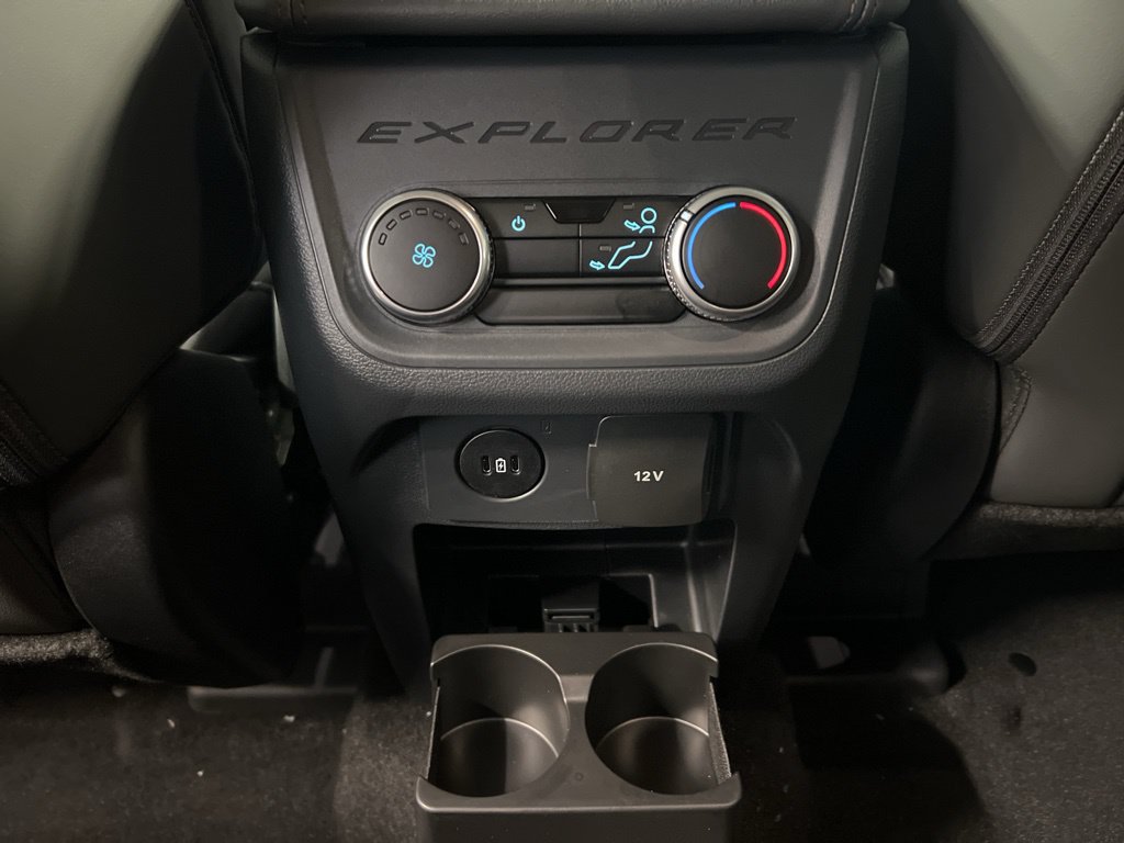 New 2026 Ford Explorer Active w/ Active Comfort Package AWD/4WD image 28