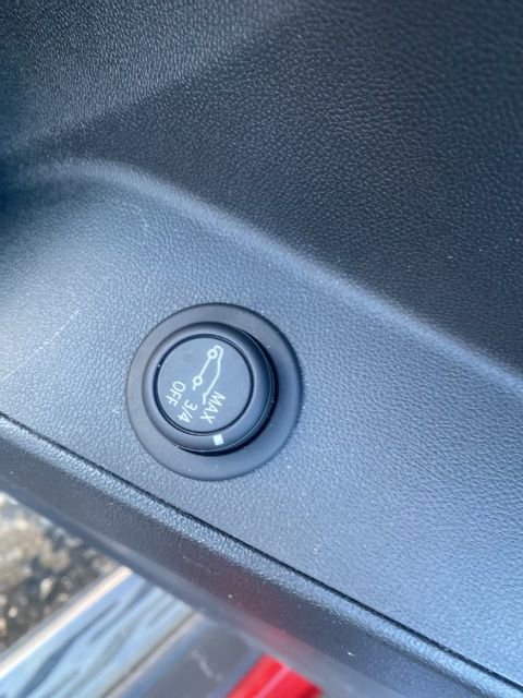 Used 2023 Chevrolet Equinox LT image 19