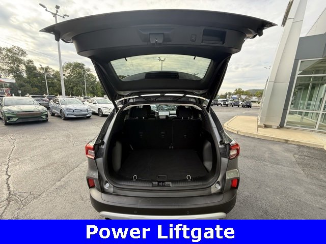 Certified 2023 Ford Escape Active w/ Tech Pack #1 image 9