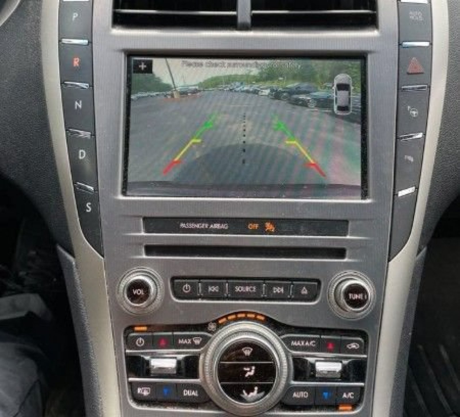 Used 2018 Lincoln MKZ Select w/ Technology Package AWD/4WD image 15