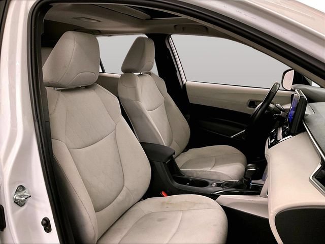 Used 2023 Toyota Corolla Cross LE w/ Moonroof Package FWD image 9