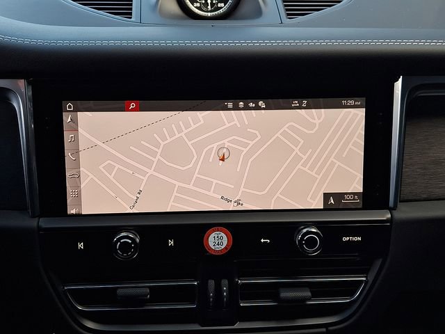 New 2026 Porsche Macan GTS image 17