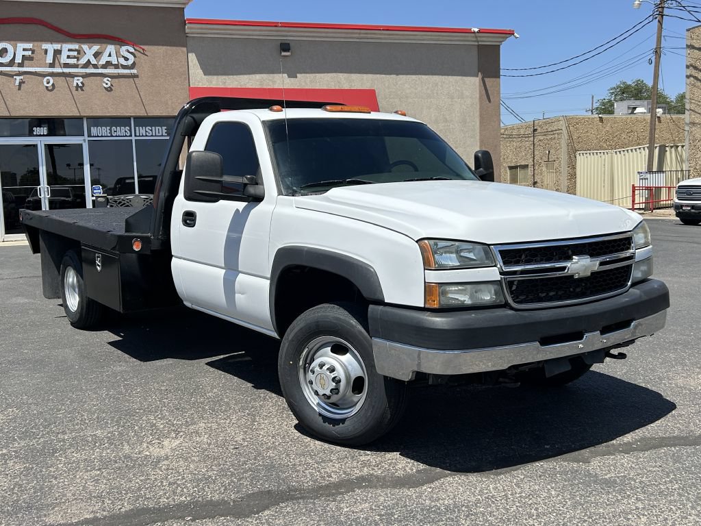 Used 2007 Chevrolet Silverado 3500 2WD Regular Cab image 2