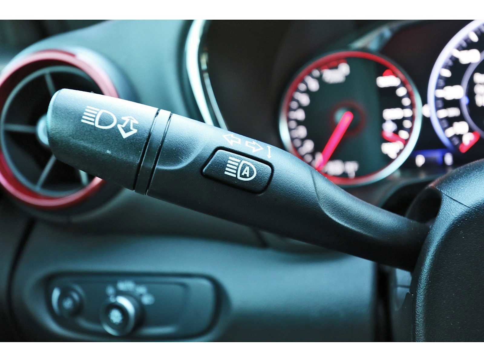 Used 2025 Chevrolet Blazer RS w/ Driver Confidence II Package image 17