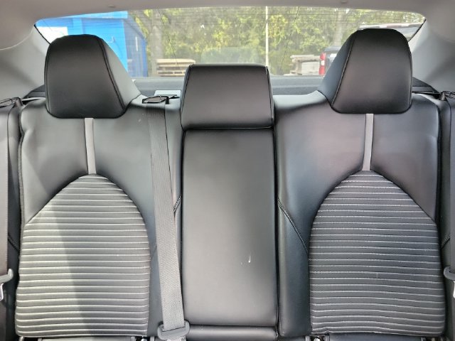 Used 2022 Toyota Camry SE FWD image 15