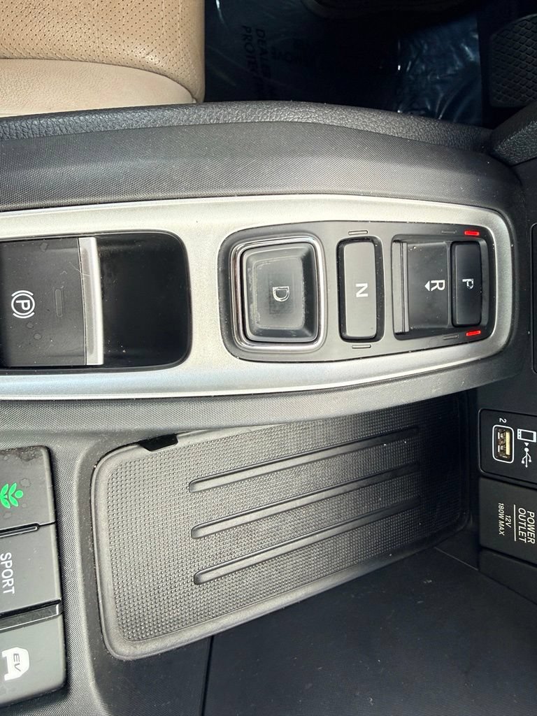 Used 2019 Honda Insight Touring image 11