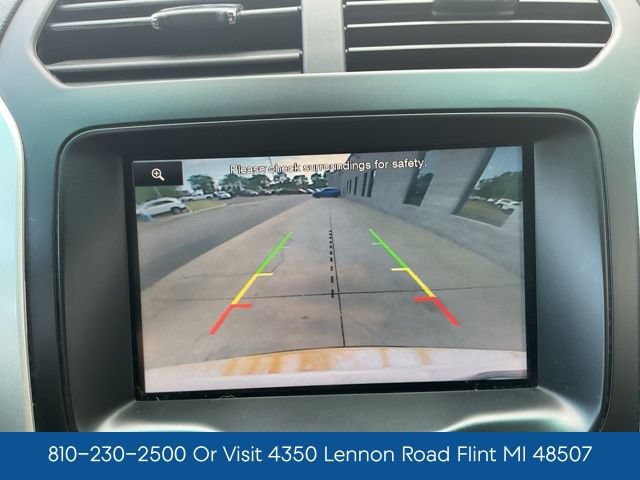 Used 2015 Ford Explorer XLT w/ Equipment Group 202B AWD/4WD image 3