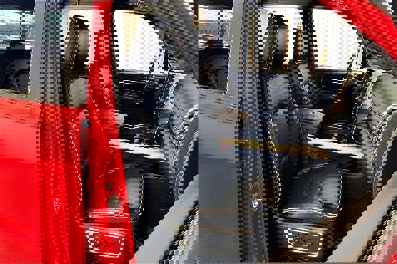 Used 2019 RAM 1500 Laramie w/ Sport Appearance Package image 16