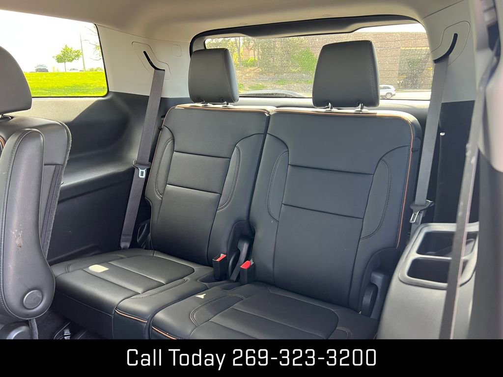Certified 2023 GMC Acadia AT4 w/ Technology Package AWD/4WD image 7
