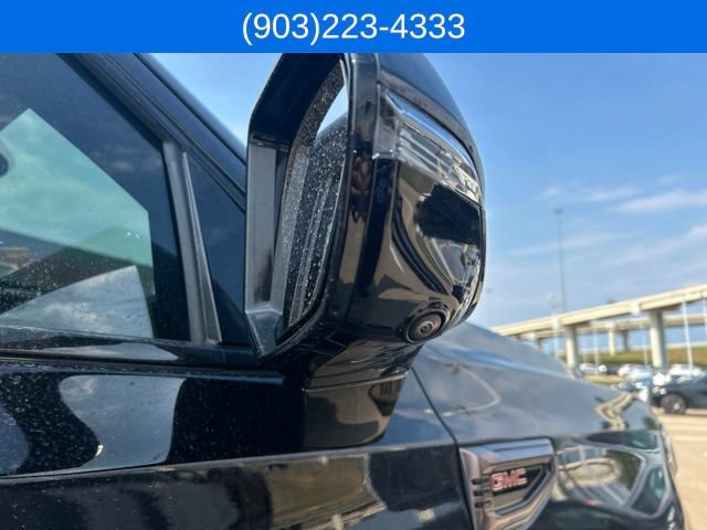 Used 2026 GMC Yukon AT4 Ultimate w/ LPO, Floor Liner Package AWD/4WD image 17