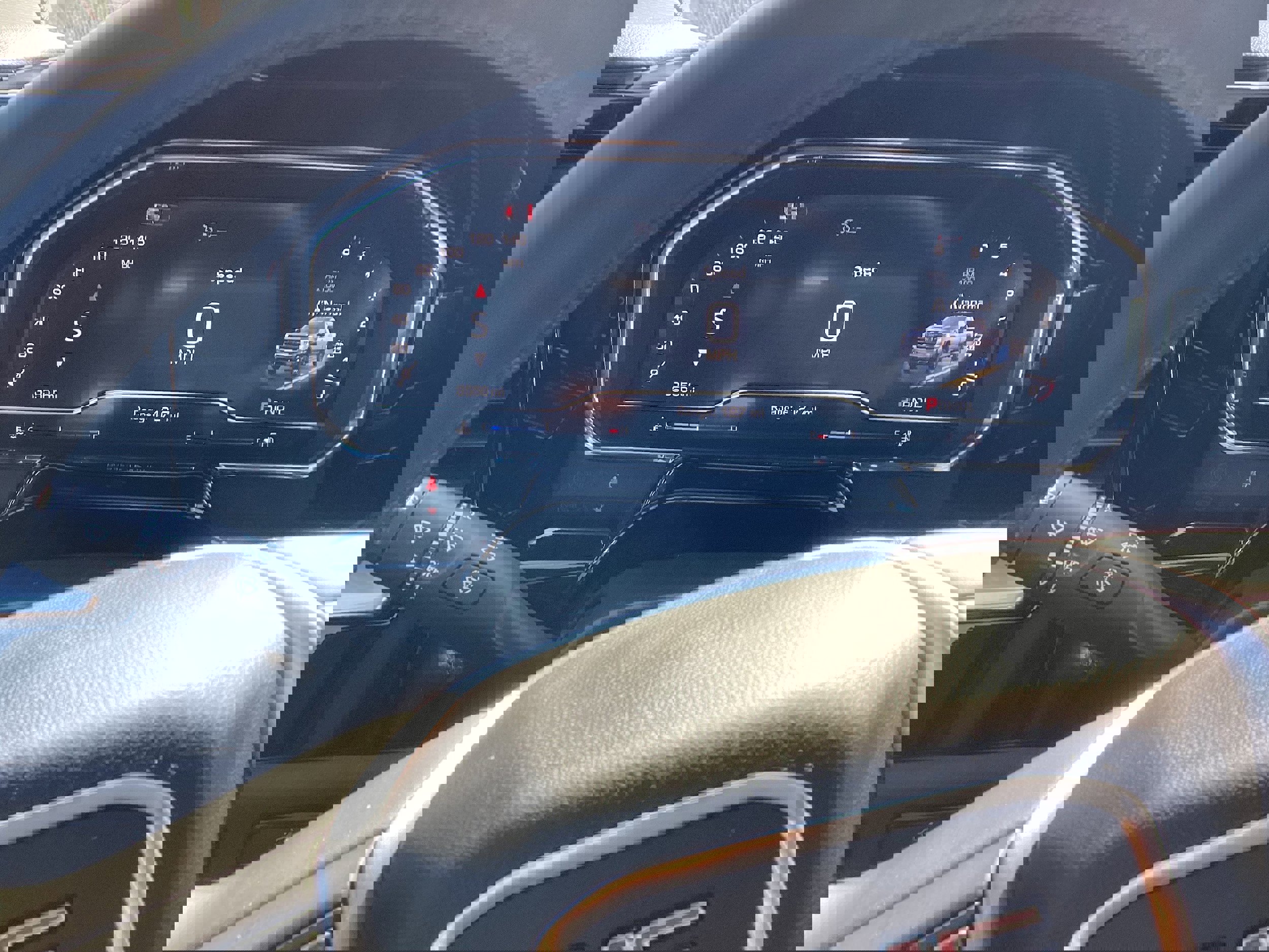 Used 2025 GMC Sierra 2500 SLE w/ SLE Value Package; image 16