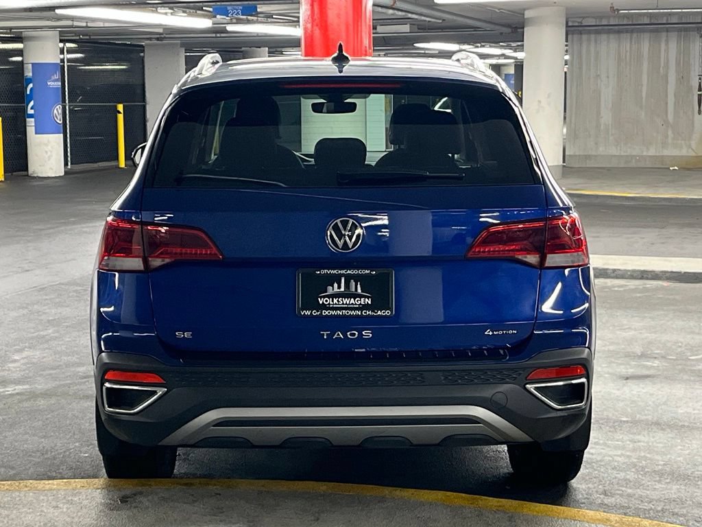 Certified 2024 Volkswagen Taos SE w/ Panoramic Sunroof Package AWD/4WD image 34