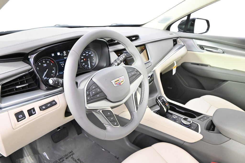 New 2025 Cadillac XT5 Premium Luxury w/ Technology Package image 11