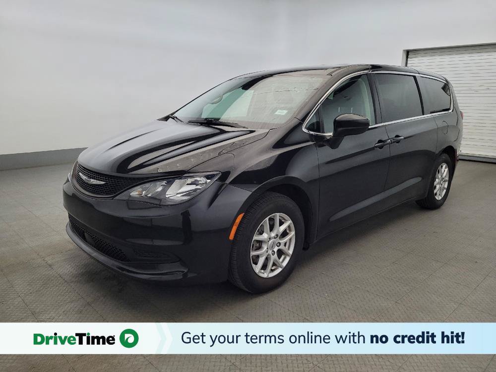 Used 2023 Chrysler Voyager LX