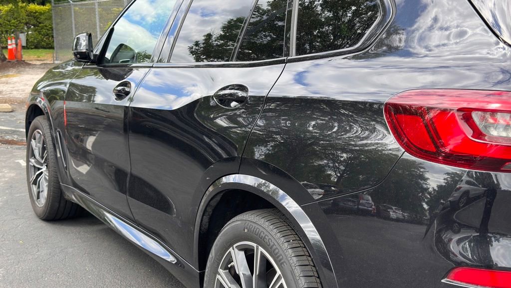 Used 2023 BMW X5 sDrive40i w/ M Sport Package RWD image 9
