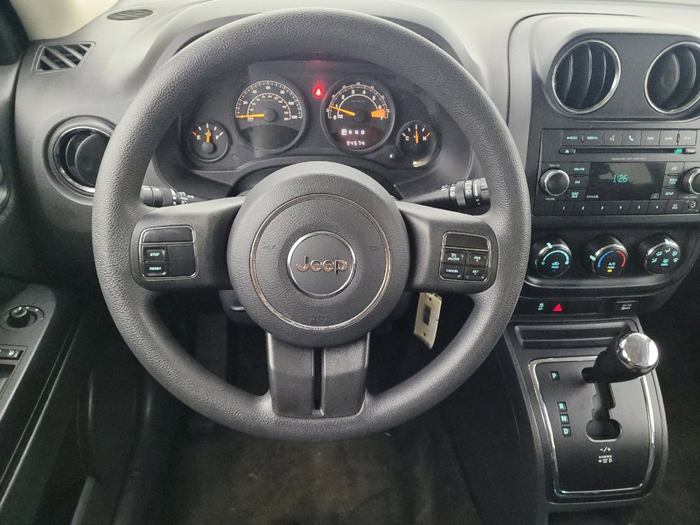 Used 2016 Jeep Patriot Sport w/ Power Value Group FWD image 22