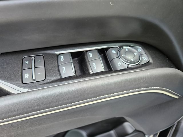 Used 2023 Cadillac Escalade Premium Luxury Platinum AWD/4WD image 31