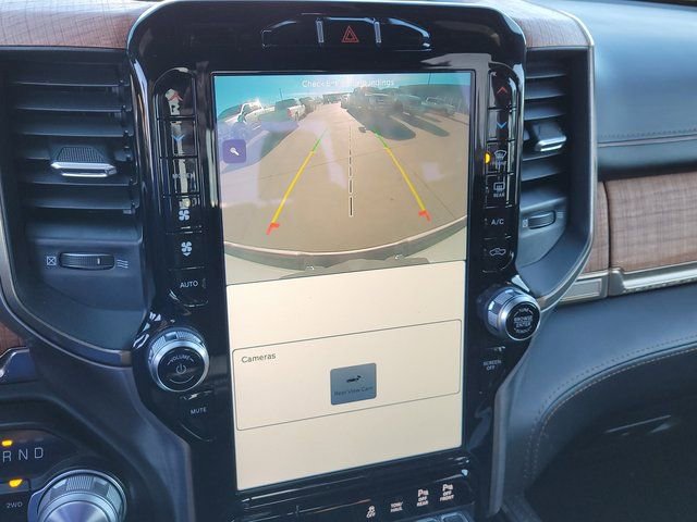 Used 2022 RAM 1500 Limited w/ Body Color Bumper Group image 17