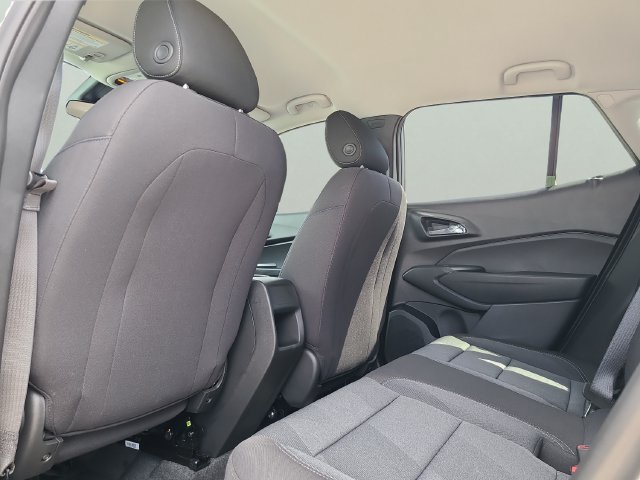 New 2026 Chevrolet Trax LS FWD image 12