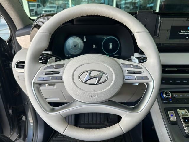 Used 2024 Hyundai Palisade Limited AWD/4WD image 23