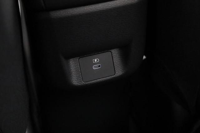 New 2025 Nissan Versa SR w/ Trunk Package image 20