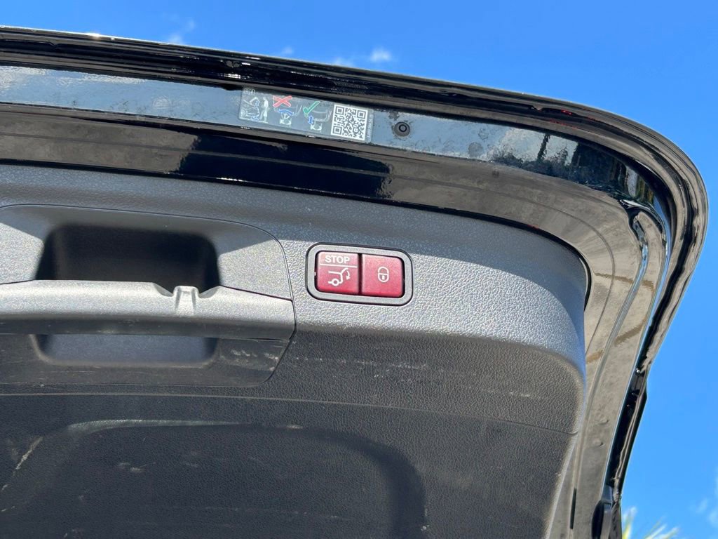 Used 2022 Mercedes-Benz GLE 350 w/ Premium Package image 40