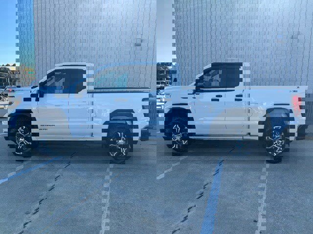 Used 2021 GMC Sierra 1500 4x4 Double Cab w/ Sierra Value Package image 8