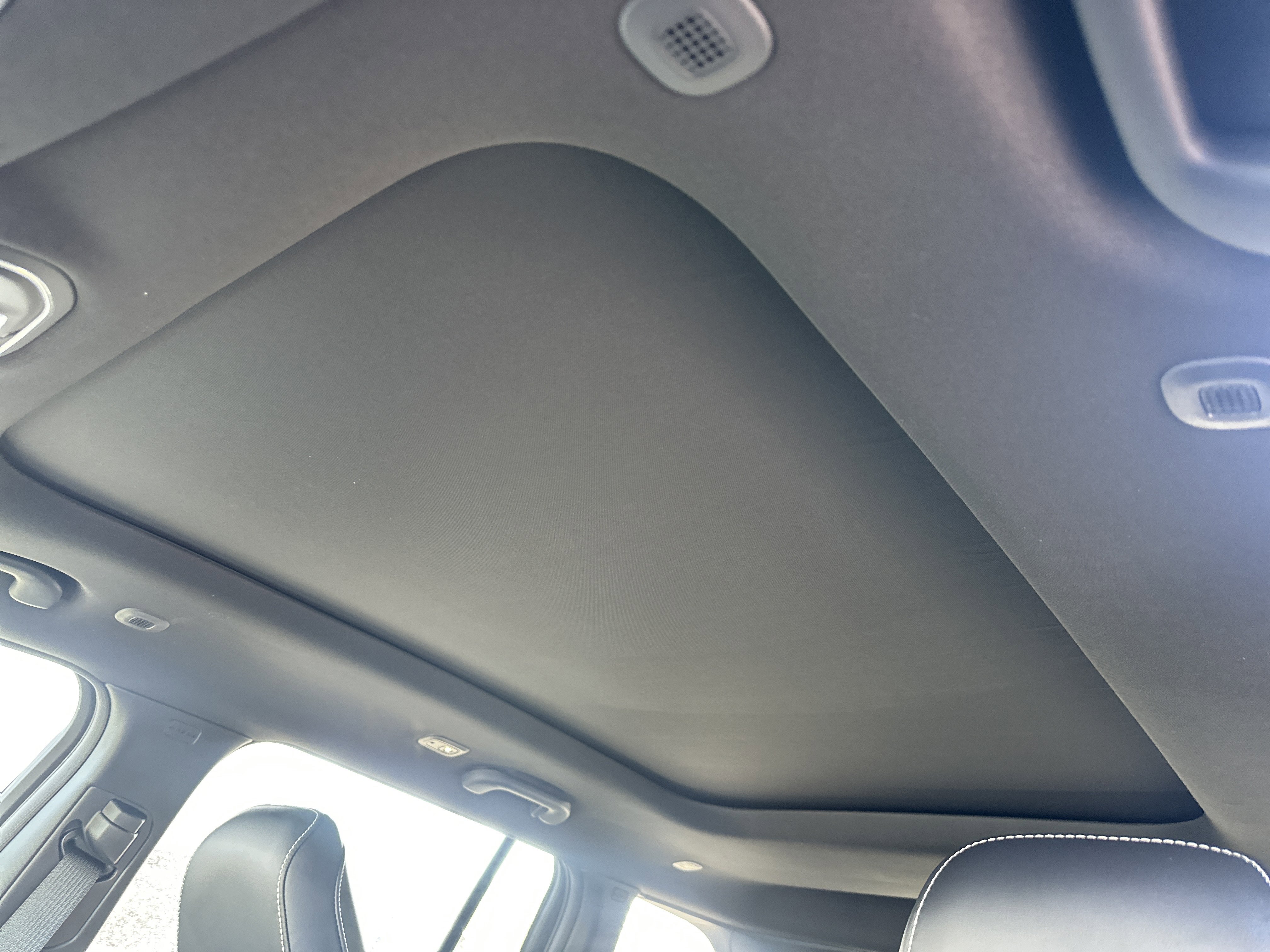 New 2026 Jeep Grand Cherokee Limited Reserve image 16