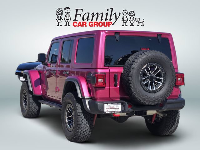 Used 2024 Jeep Wrangler Unlimited Rubicon AWD/4WD image 3