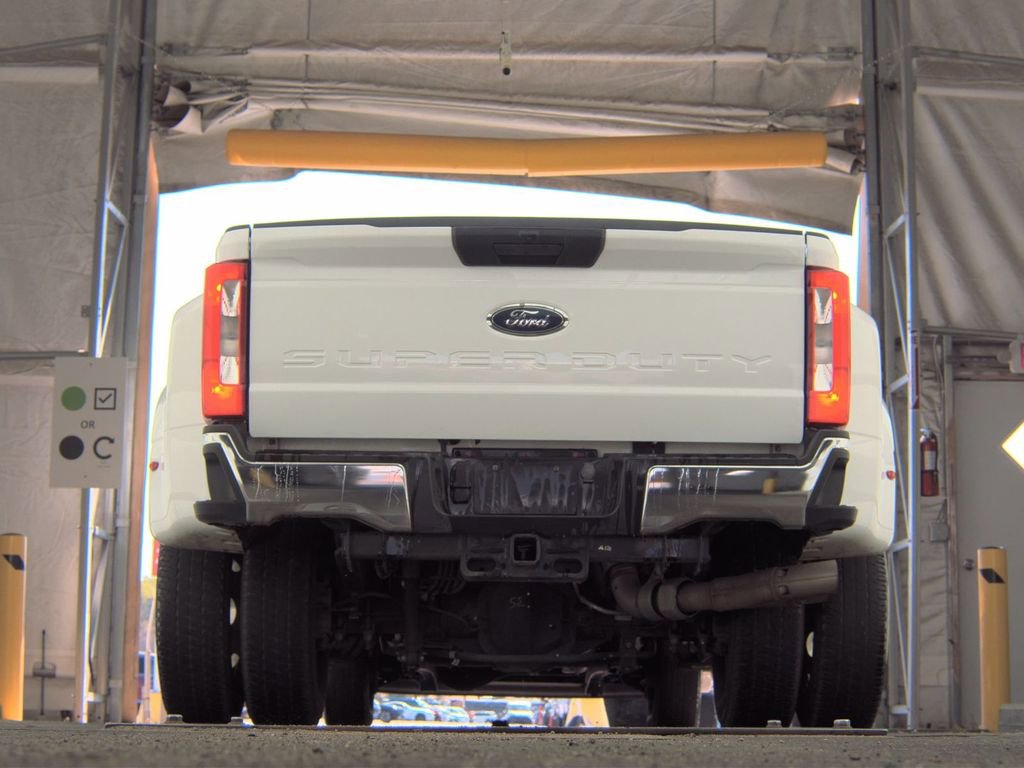 Used 2023 Ford F350 XLT image 6