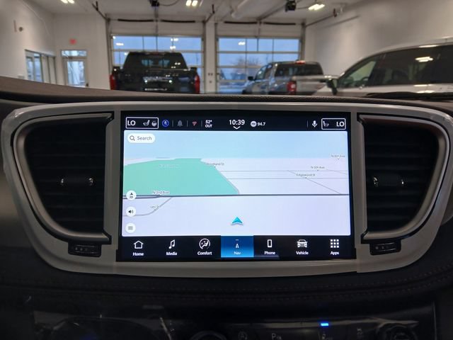 New 2026 Chrysler Pacifica Pinnacle AWD/4WD image 24