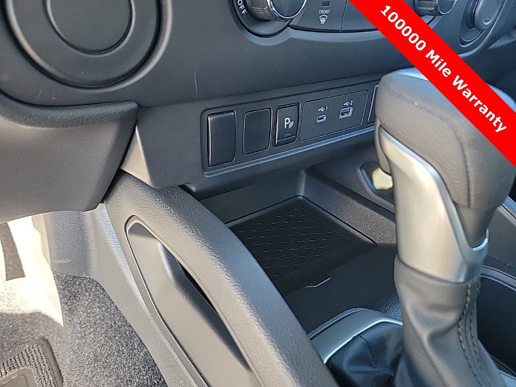 Used 2025 Nissan Frontier S image 27