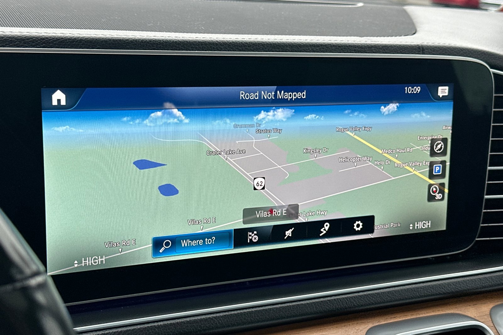 Used 2022 Mercedes-Benz GLS 450 4MATIC w/ AMG Line Exterior image 20