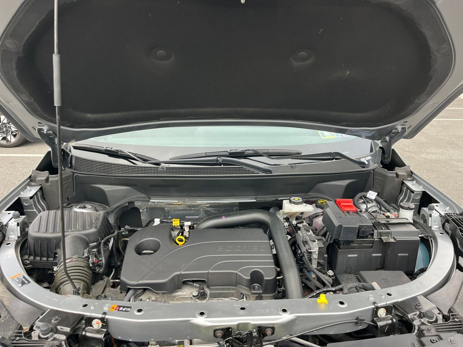 Used 2025 Chevrolet Equinox LT image 31