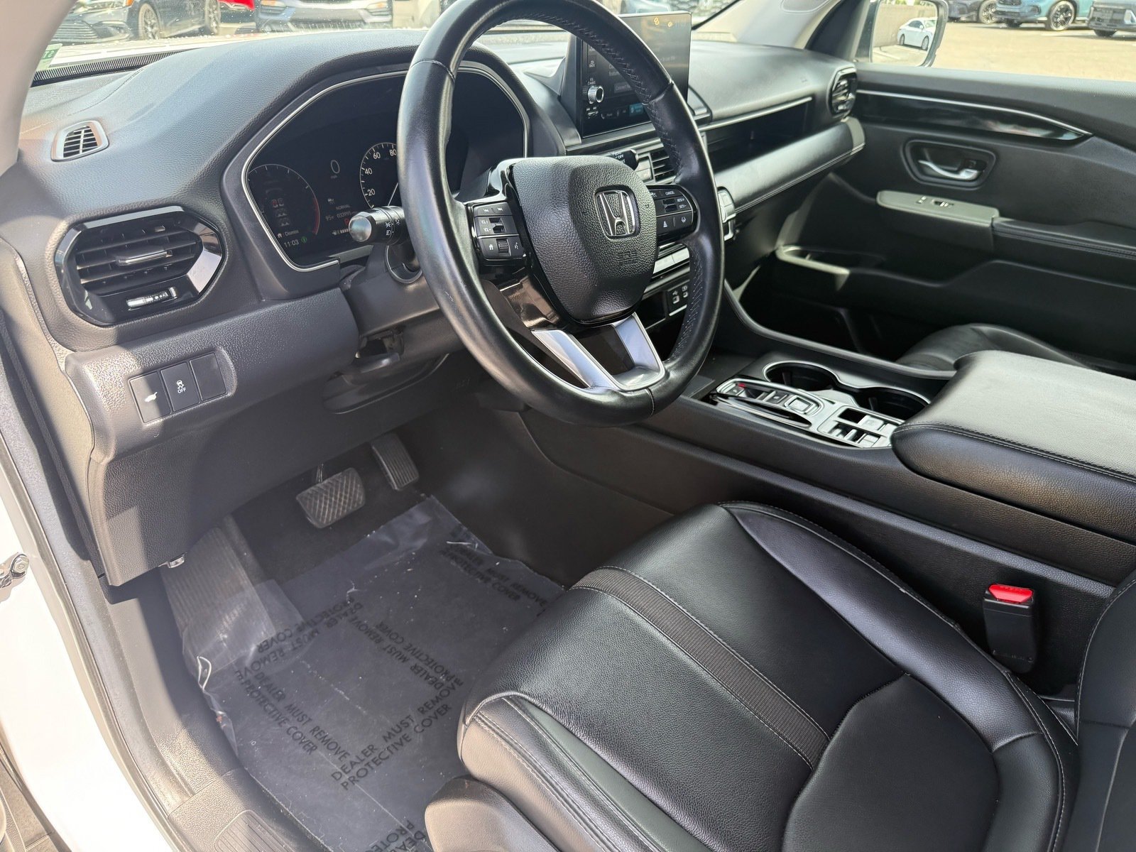 Used 2025 Honda Pilot EX-L image 12