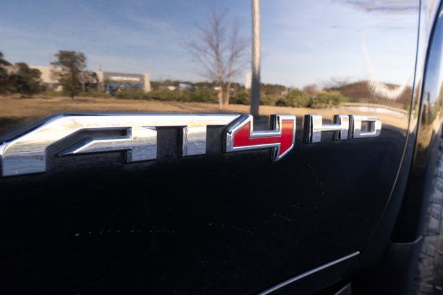 Used 2024 GMC Sierra 2500 AT4 w/ AT4 Premium Plus Package image 46
