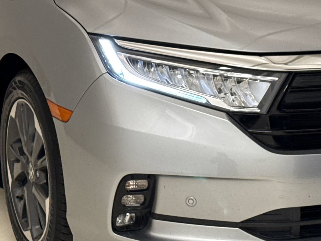 Certified 2022 Honda Odyssey Elite image 5