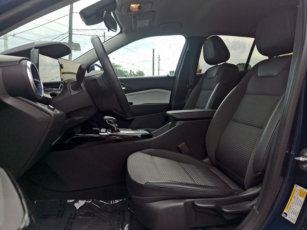 Used 2024 Chevrolet Trax LT w/ Driver Confidence Package FWD image 13