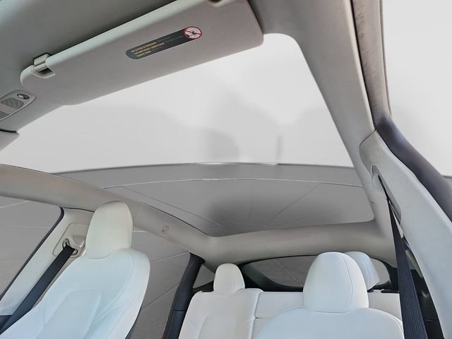 Used 2022 Tesla Model Y Performance AWD/4WD image 27