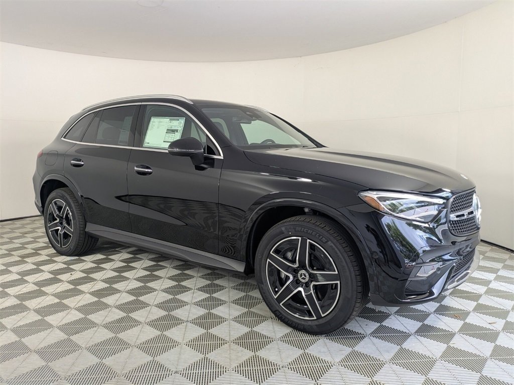 New 2026 Mercedes-Benz GLC 300