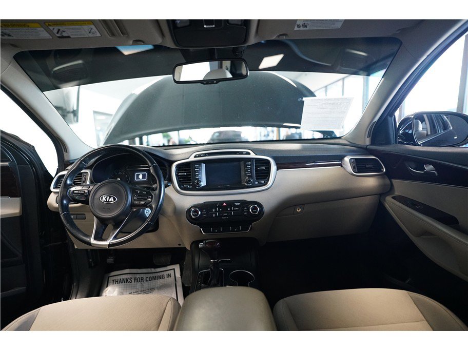 Used 2018 Kia Sorento AWD image 14