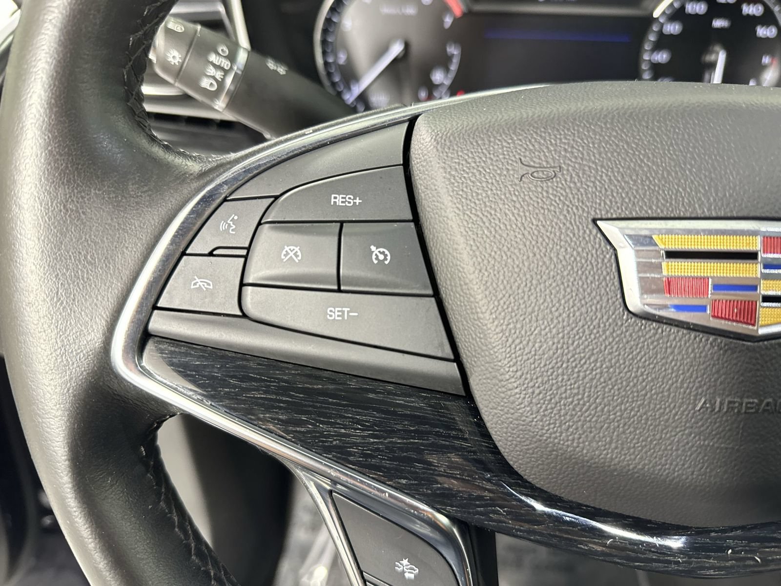 Used 2022 Cadillac XT5 Premium Luxury AWD/4WD image 13